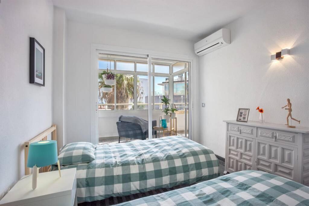 Puertosol 33 - 2 bed apartment, Beach Puerto Marina Benalmádena Exterior foto
